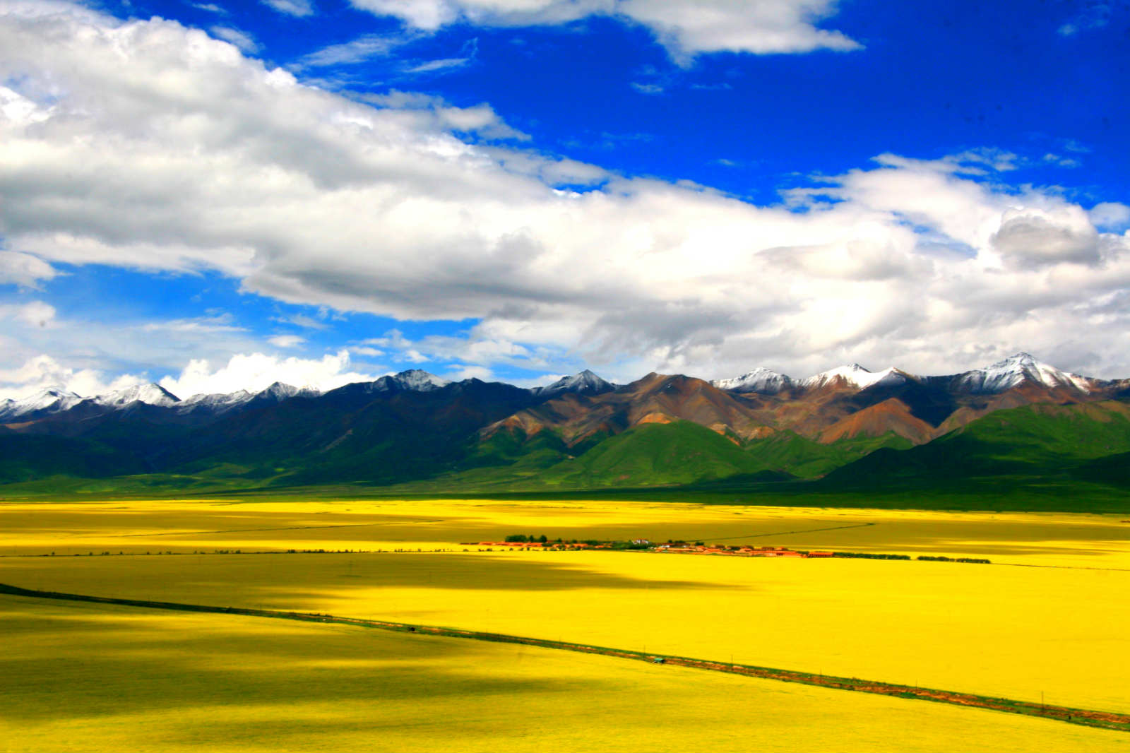 海北藏族自治州：青藏高原腹地的旅游资源大州，风景优美，原始神秘