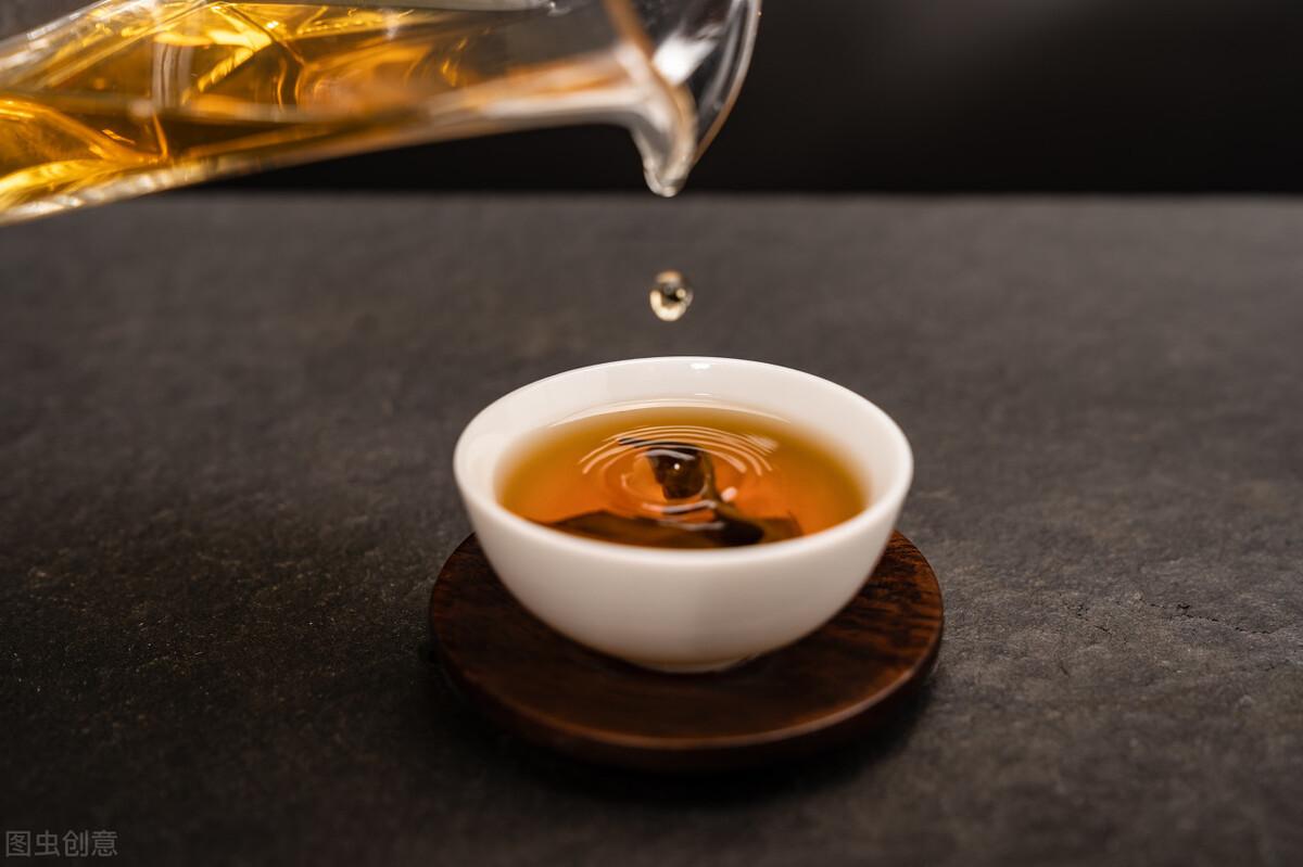 普洱茶的功效与作用_普洱茶生茶和熟茶哪个好_普洱
